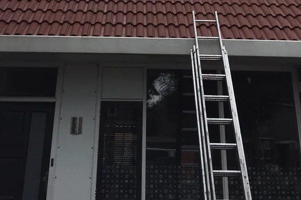 Optimaal Reiniging dakgoot reiniging
