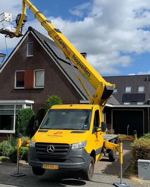 Optimaal Reiniging dakreiniging breda